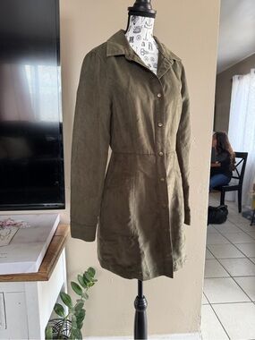 re-named Women’s Olive Green Button-Front Trench Coat